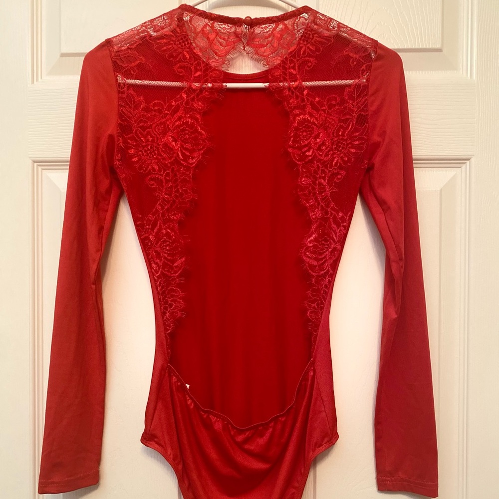(5 for 25) Shein backless lace trim bodysuit - Picture 4 of 6